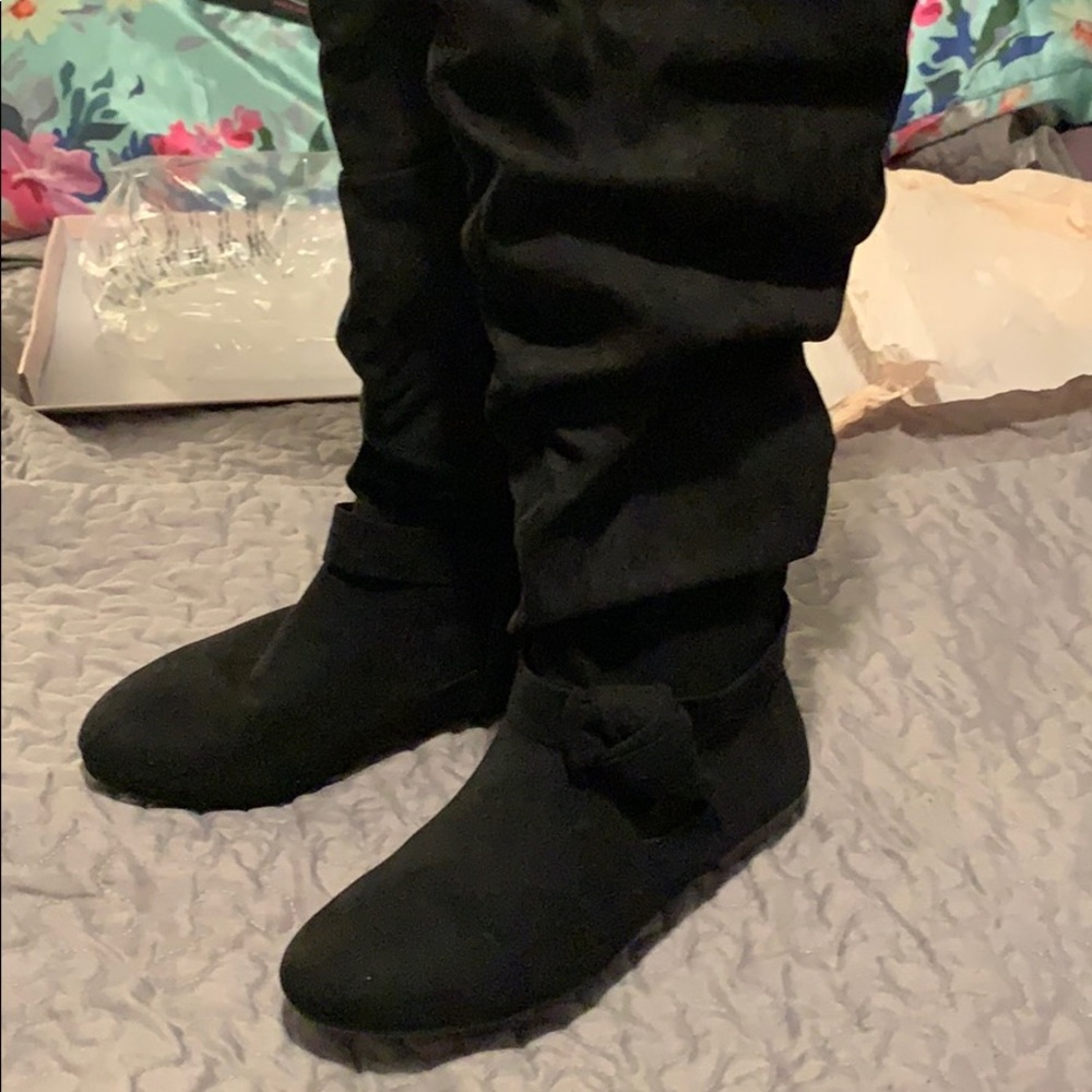 JustFab Zuma Slouchy Flat Boots, Black size 9